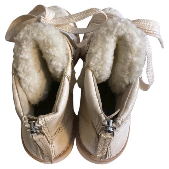 Dolce Vita Pace Cream Croc Faux Shearling Trim Lug Sole Hiker Ankle Boots Sz 6.5 - Picture 13 of 14